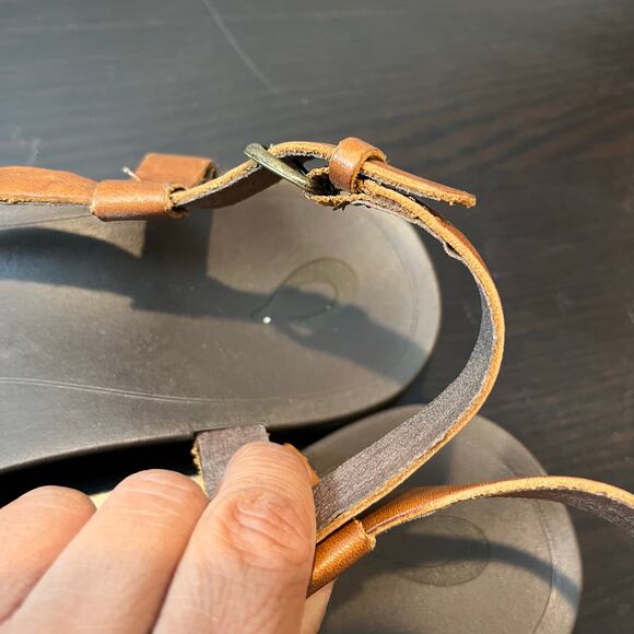 Olukai Upena Leather Strappy Sandals in Mustard & Bubbly Gold Size 10 - Picture 5 of 8